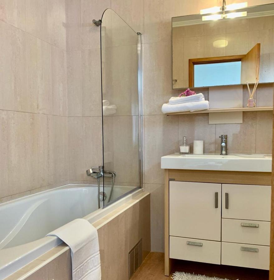 Yellow Five Apartment Ponta Delgada المظهر الخارجي الصورة
